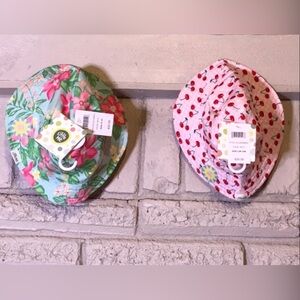 Little Me Green and White Baby Hats